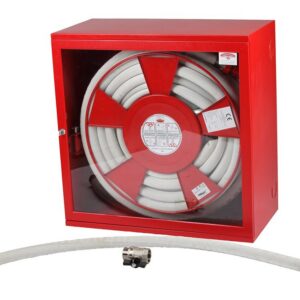 Cutie hidrant ​FURTUN SEMIRIGID – D-33 TEXTURAT ALB​ cu geam – ​( 700x700x300 )​ – ​ECHIPATA​ ( tambur rabatabil, furtun semirigid D-33 cu exterior texturat alb de 30 ml, teava de refulare si robinet hidrant ) – ​IMPORT – AVIZ C.E.